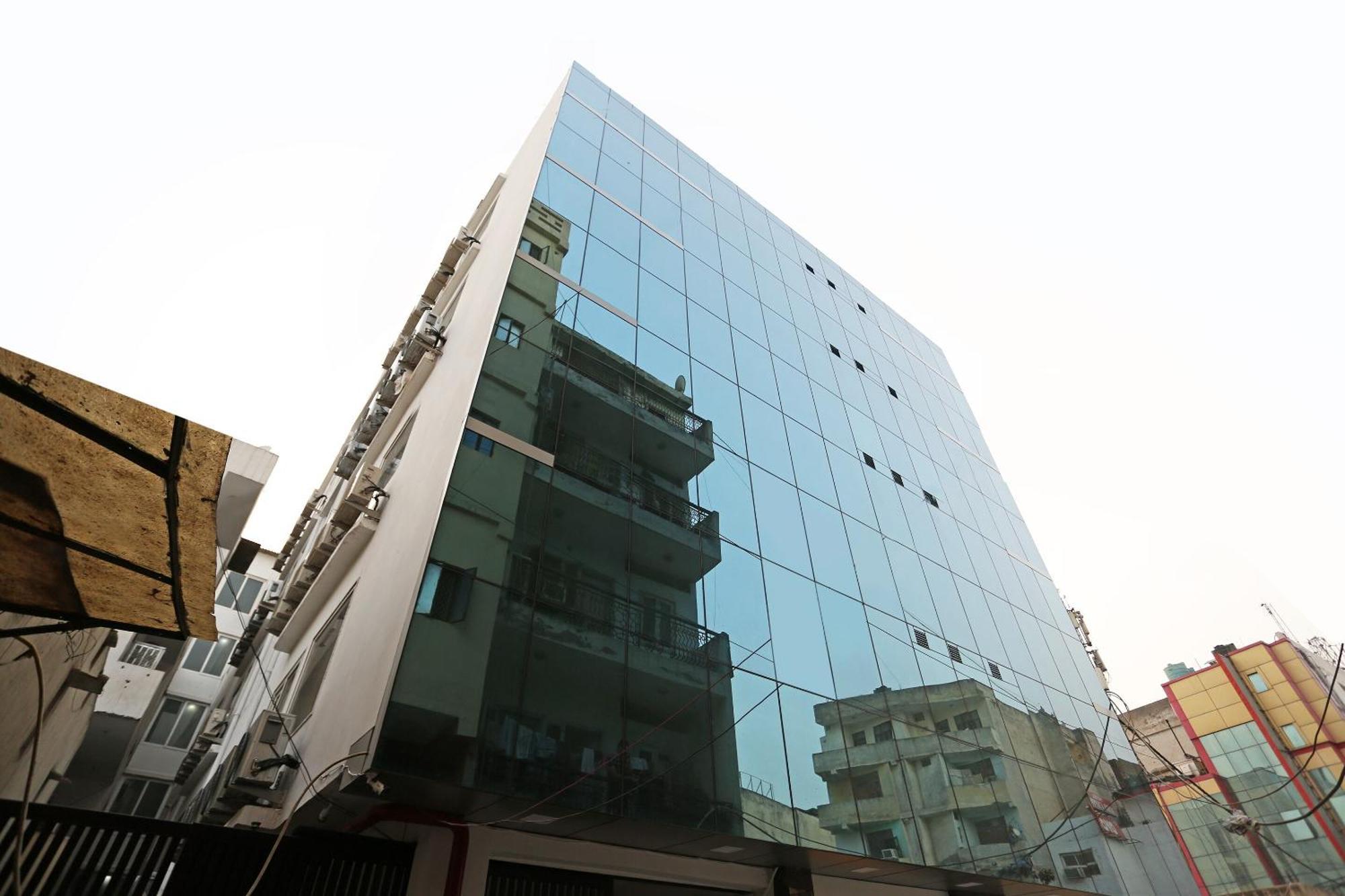 Hotel O M Suites Νέο Δελχί Εξωτερικό φωτογραφία