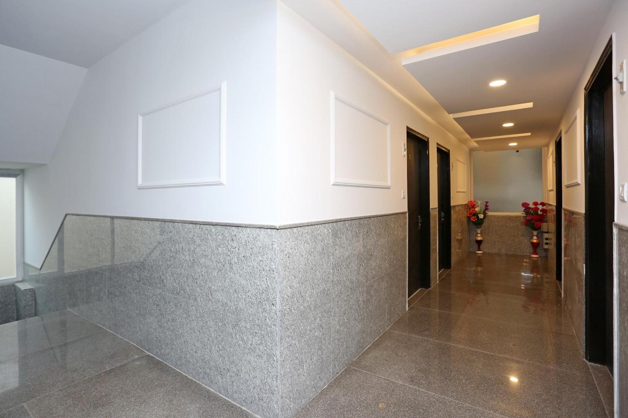 Hotel O M Suites Νέο Δελχί Εξωτερικό φωτογραφία