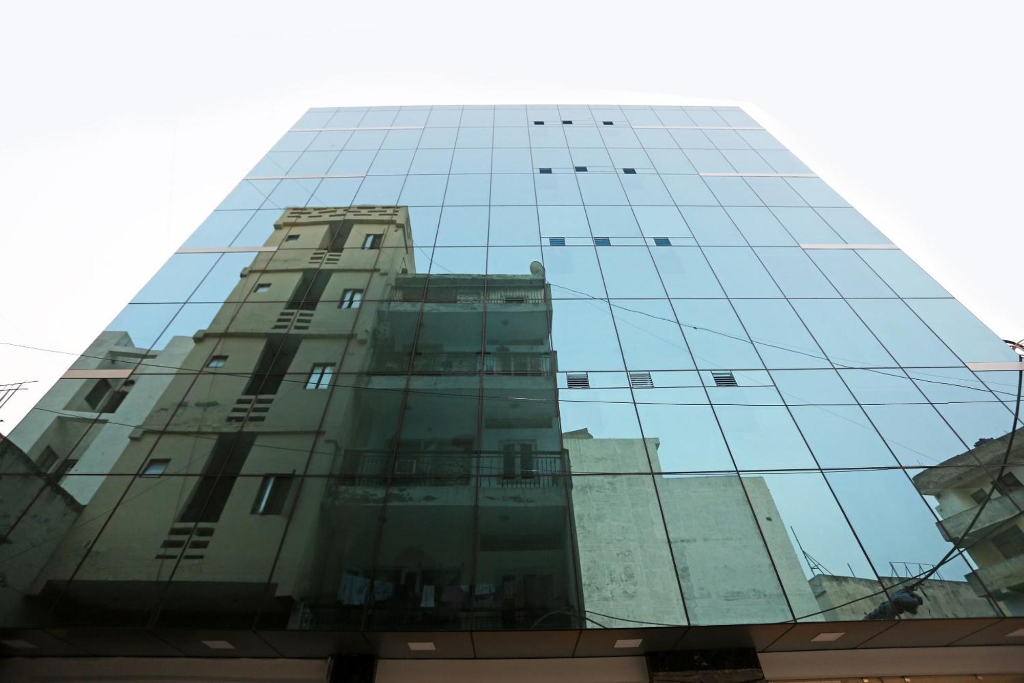 Hotel O M Suites Νέο Δελχί Εξωτερικό φωτογραφία