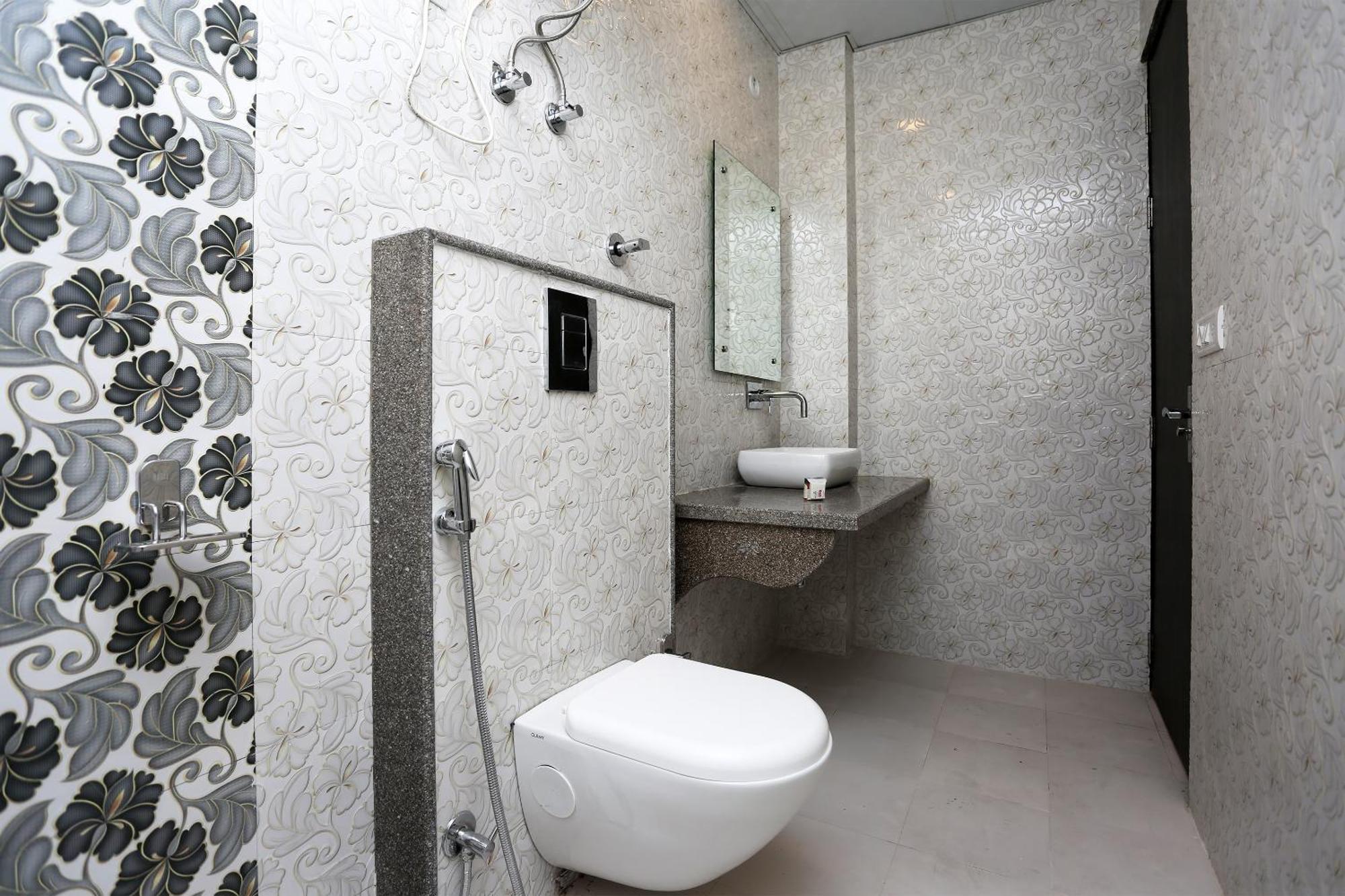 Hotel O M Suites Νέο Δελχί Εξωτερικό φωτογραφία